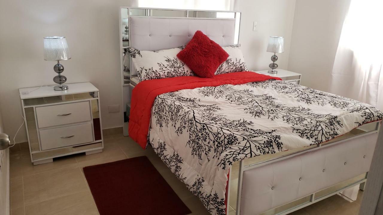 Premium Apartment Сантяго де лос Кабайерос Екстериор снимка